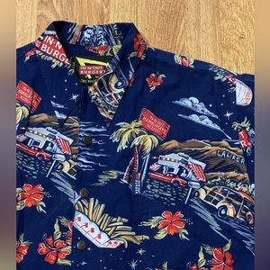 In N Out Burger Shirt Mens Size Medium Hawaiian California Aloha Beach